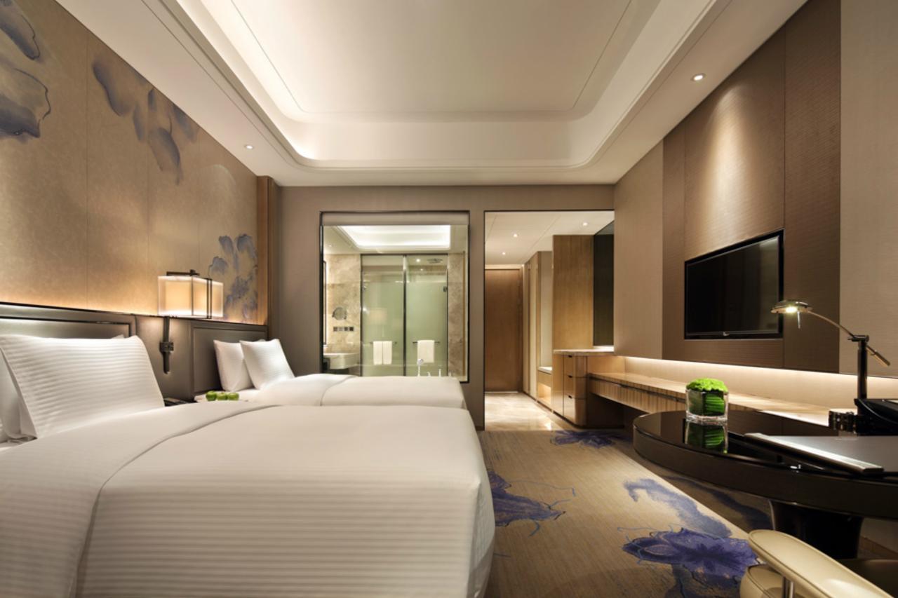 Wanda Realm Liuzhou Hotel Bagian luar foto