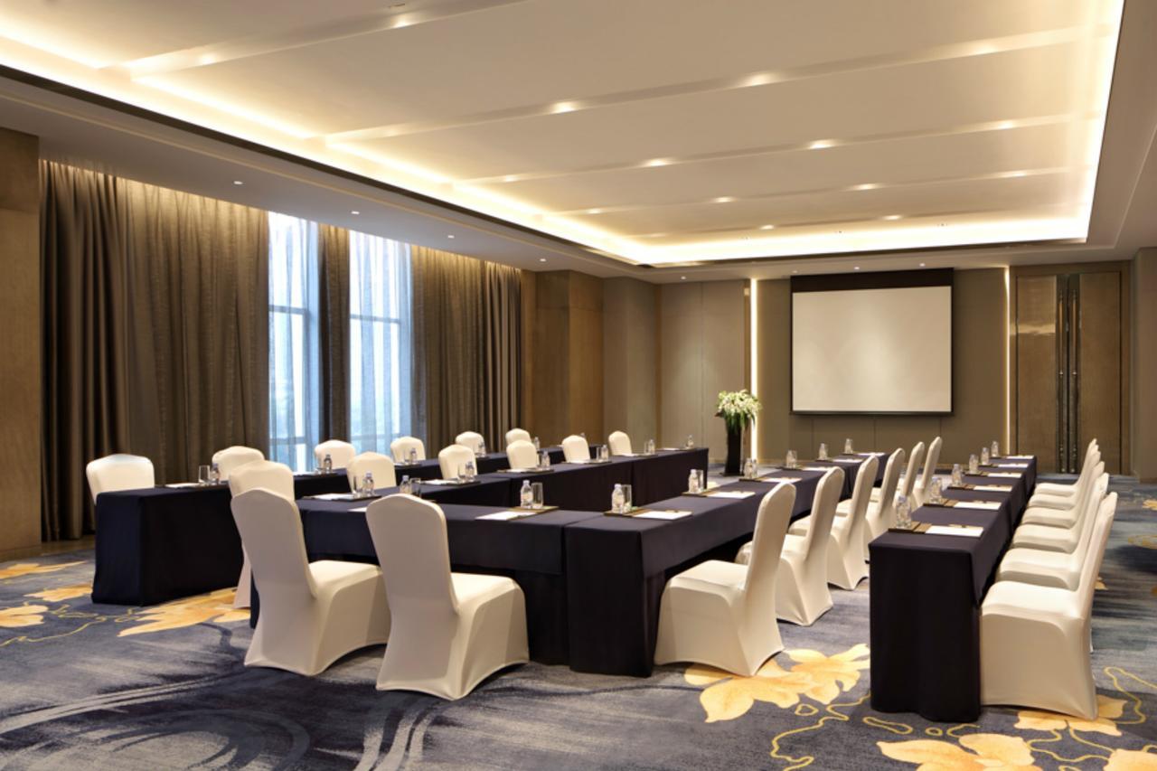 Wanda Realm Liuzhou Hotel Bagian luar foto