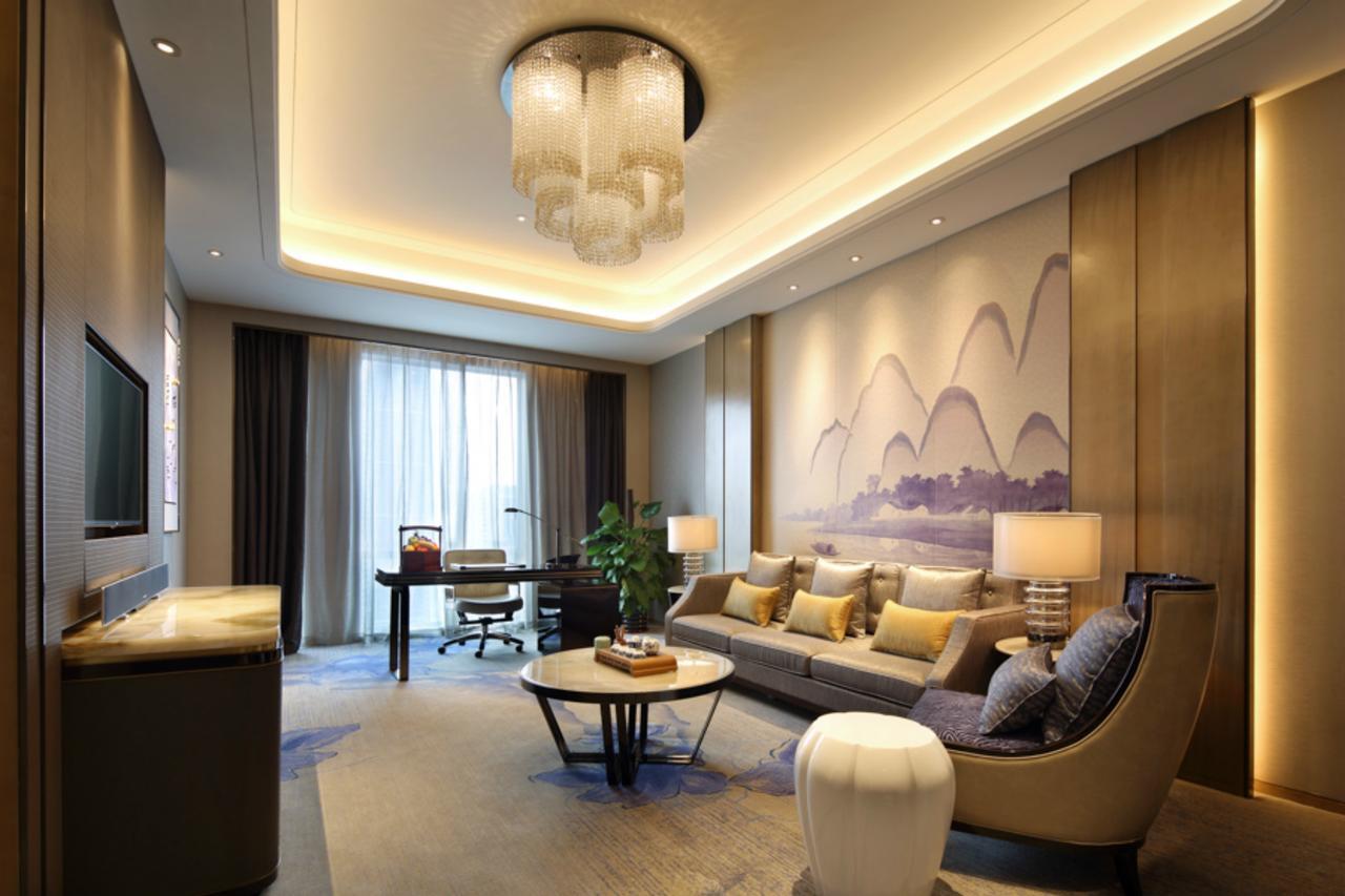 Wanda Realm Liuzhou Hotel Bagian luar foto